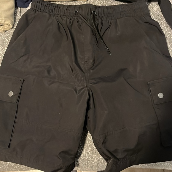 Shorts Bundle (7 pairs)
-Athletic 
-Stylish
 Nike, Michael Kors and Sonneti - Picture 4 of 7